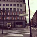 Studio Apartment Sisters3
